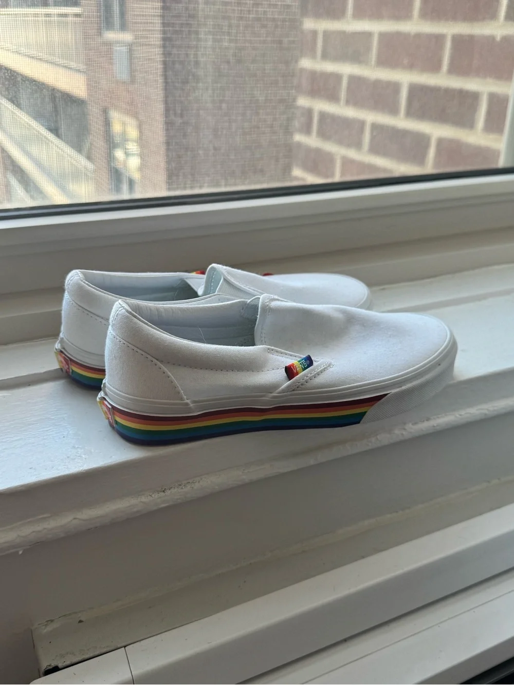 Vans women’s pride